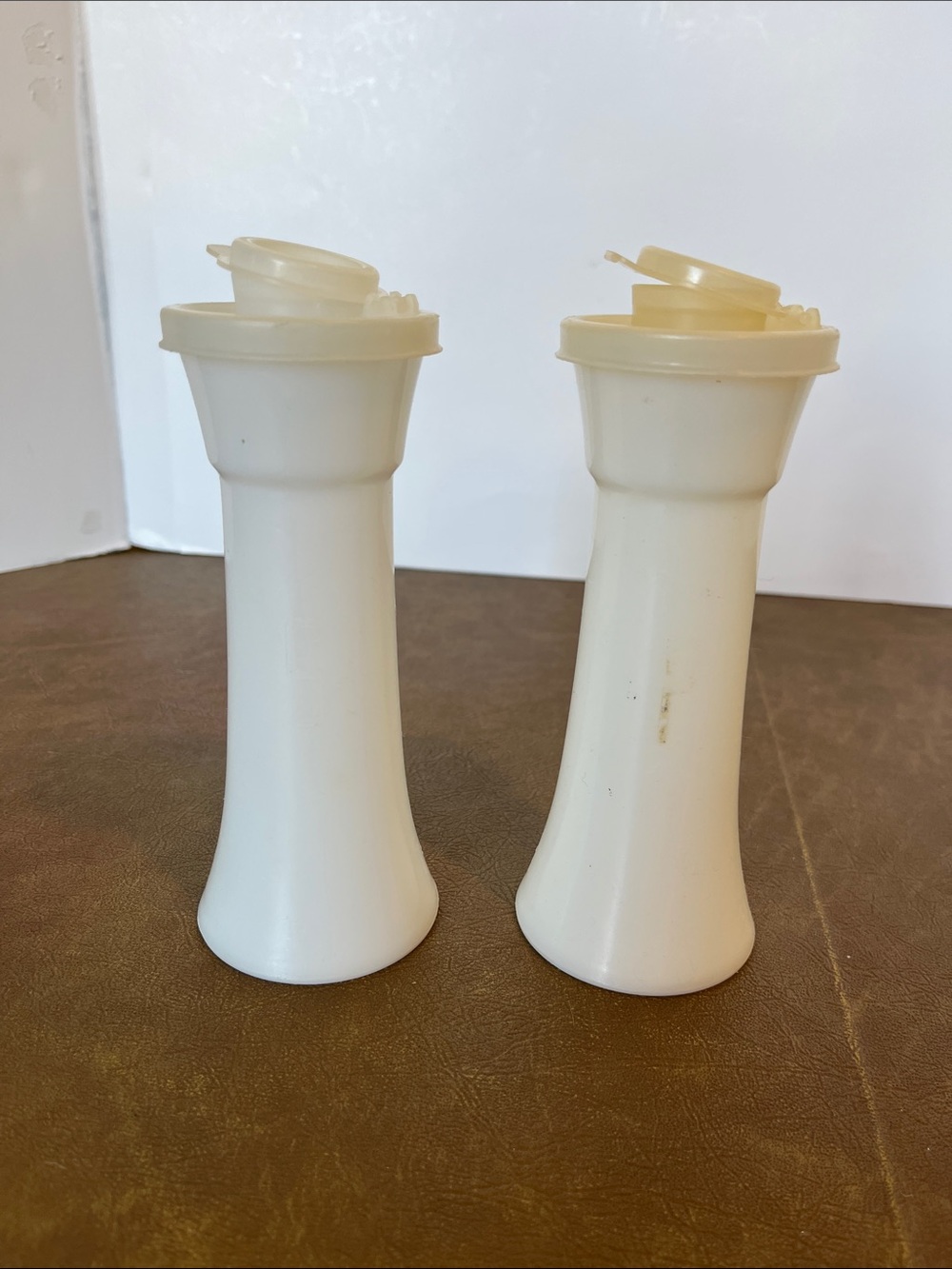 Vintage Tupperware Hourglass Large Salt and Pepper Shaker Set - Pair